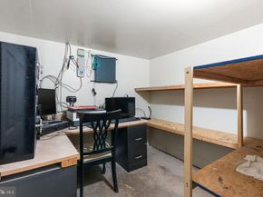 6452 Lansdowne Avenue, Philadelphia PA 19151