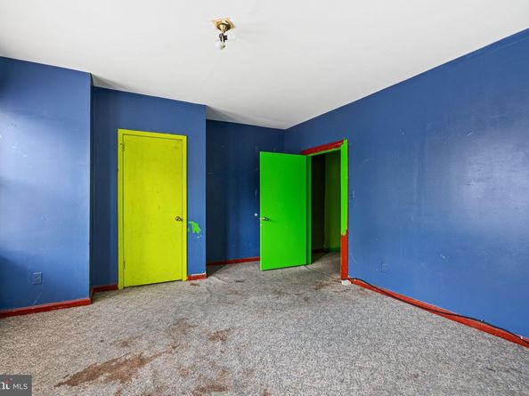 6452 Lansdowne Avenue, Philadelphia PA 19151