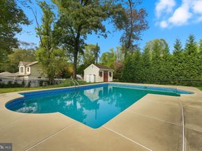 166 N Hawthorne Avenue, Langhorne PA 19047