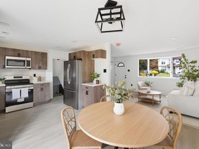 166 N Hawthorne Avenue, Langhorne PA 19047