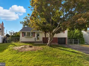 166 N Hawthorne Avenue, Langhorne PA 19047