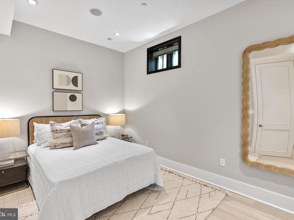 1310 Q Street NW 4, Washington DC 20009