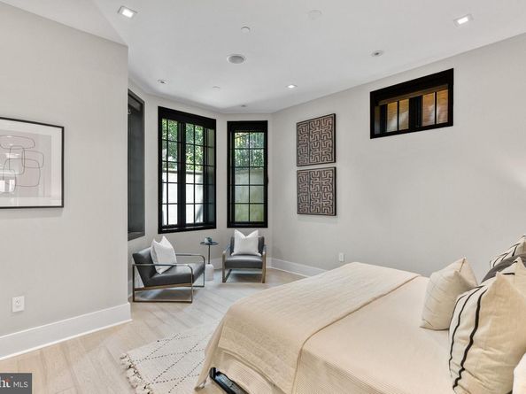 1310 Q Street NW 4, Washington DC 20009