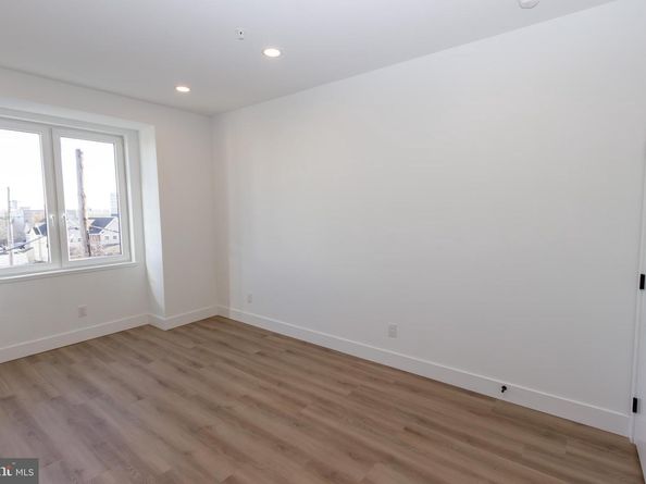 1544 N Darien Street, Philadelphia PA 19122