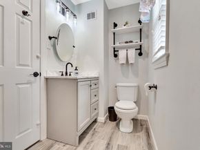 506 Dogwood Lane, Conshohocken PA 19428