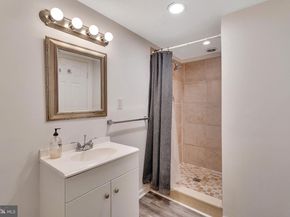 506 Dogwood Lane, Conshohocken PA 19428