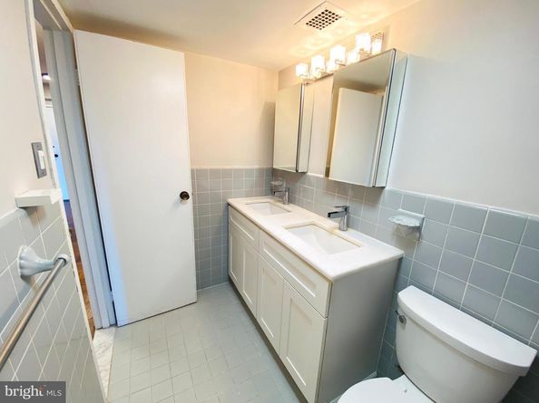 4201 Cathedral Avenue NW 622E, Washington DC 20016