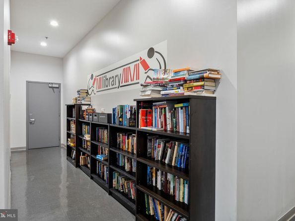 2101 Market Street 4206, Philadelphia PA 19103