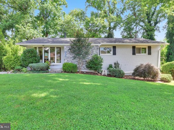 6313 Tone Drive, Bethesda MD 20817