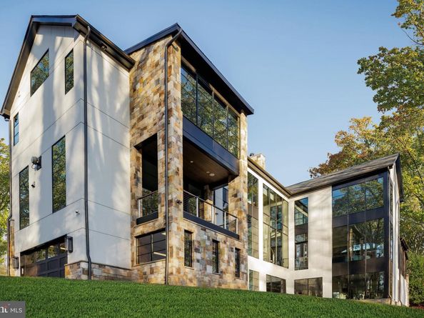 3 Bay Tree Lane, Bethesda MD 20816