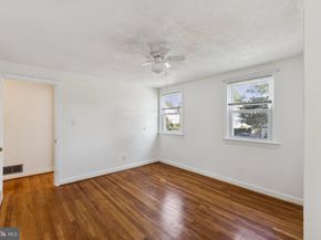 954 N Longfellow Street, Arlington VA 22205