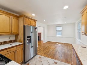 954 N Longfellow Street, Arlington VA 22205