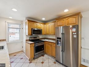 954 N Longfellow Street, Arlington VA 22205