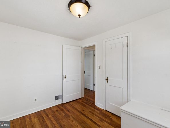 954 N Longfellow Street, Arlington VA 22205
