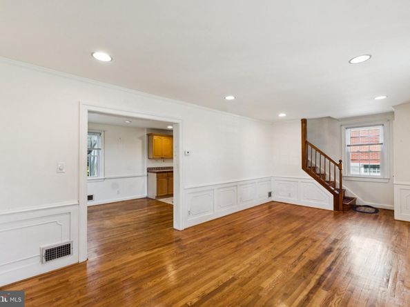 954 N Longfellow Street, Arlington VA 22205