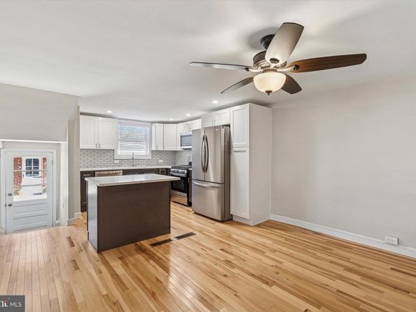 618 W South Avenue, Glenolden PA 19036