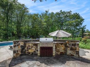 1150 Walnut Farm Road, Ambler PA 19002
