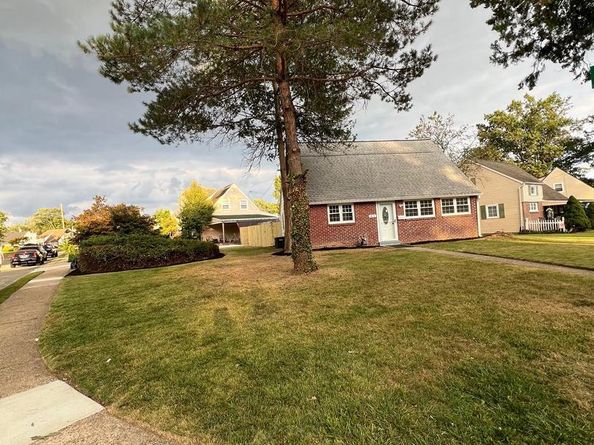 810 Quince Lane, Secane PA 19018