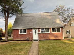 810 Quince Lane, Secane PA 19018