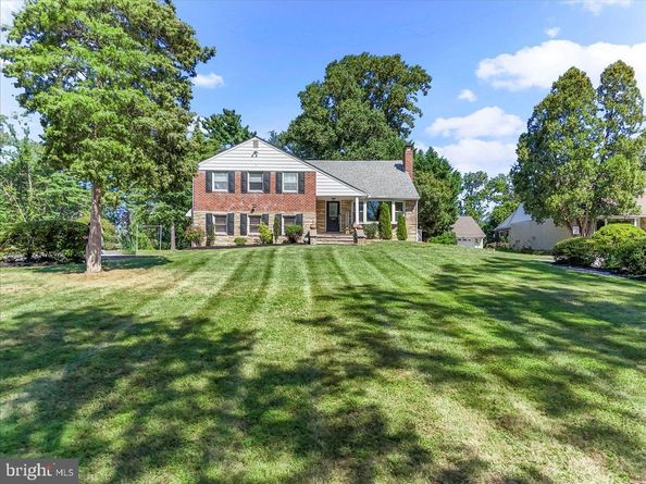 200 N State Road, Springfield PA 19064