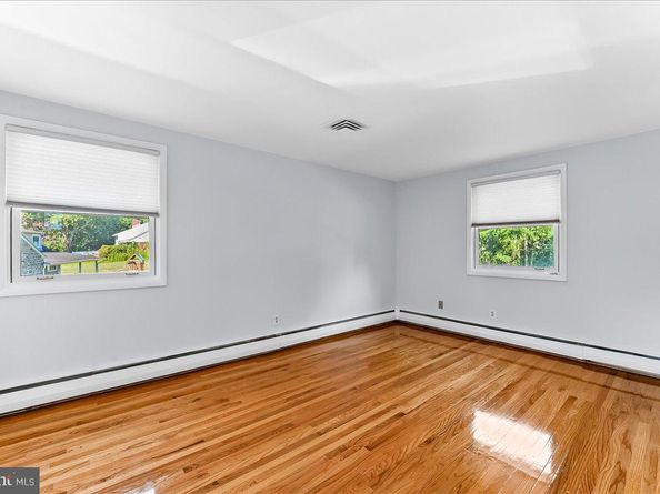 200 N State Road, Springfield PA 19064