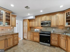 200 N State Road, Springfield PA 19064