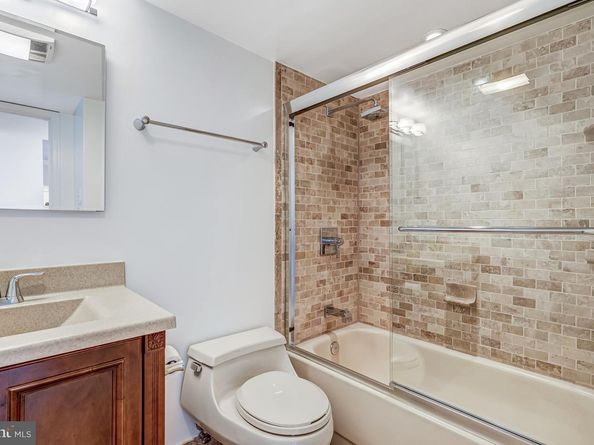 1301 N Courthouse Road 705, Arlington VA 22201