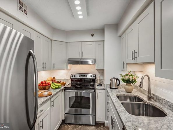 1301 N Courthouse Road 705, Arlington VA 22201