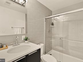 1811 Wyoming Avenue NW 32, Washington DC 20009