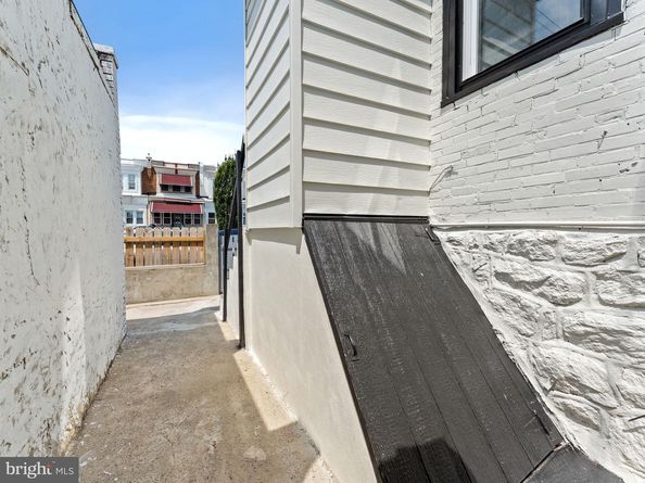 1600 S Ithan Street, Philadelphia PA 19143