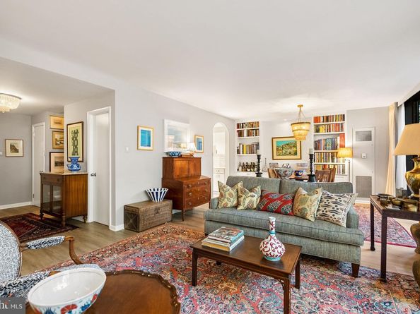 700 New Hampshire Avenue NW 118, Washington DC 20037