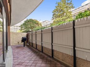 700 New Hampshire Avenue NW 118, Washington DC 20037