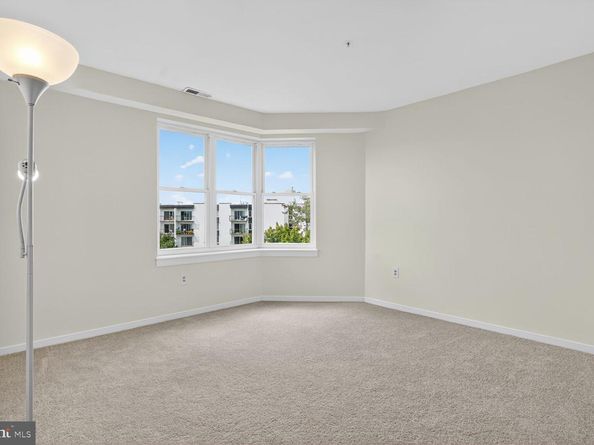 301 S Reynolds Street 611, Alexandria VA 22304