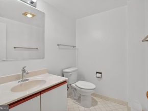 301 S Reynolds Street 611, Alexandria VA 22304