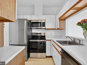 301 S Reynolds Street 611, Alexandria VA 22304