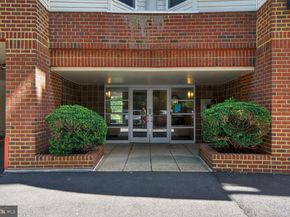 301 S Reynolds Street 611, Alexandria VA 22304