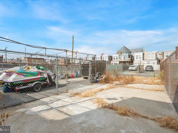 1432 S Newkirk Street, Philadelphia PA 19146