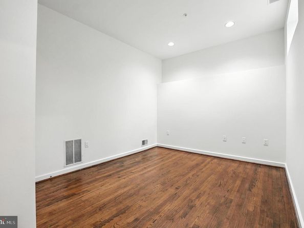 6702 Oregon Avenue NW, Washington DC 20015