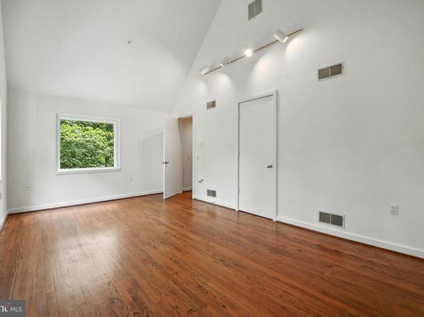 6702 Oregon Avenue NW, Washington DC 20015