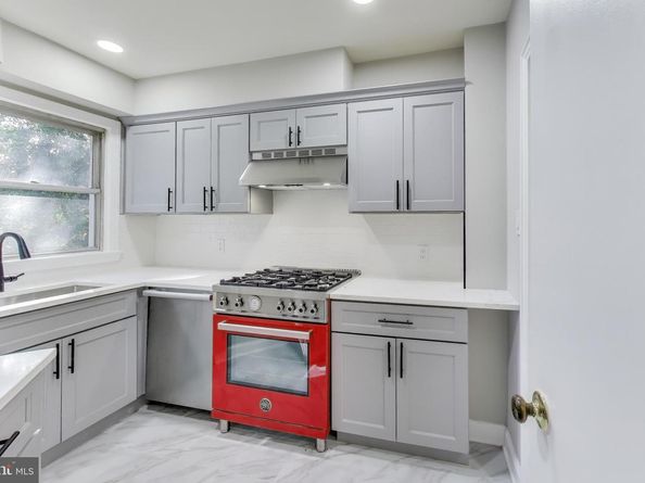 2500 Q Street NW 113, Washington DC 20007
