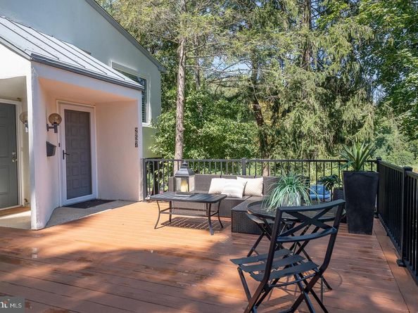 257 W Chelsea Circle, Newtown Square PA 19073