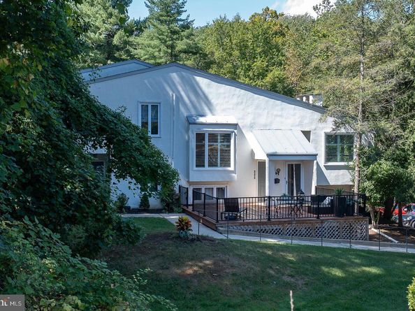 257 W Chelsea Circle, Newtown Square PA 19073