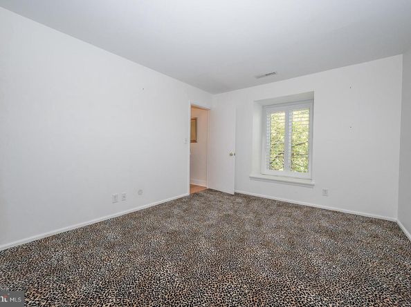 257 W Chelsea Circle, Newtown Square PA 19073