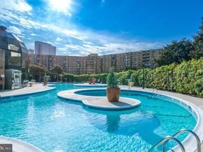 8380 Greensboro Drive 1017, Mclean VA 22102