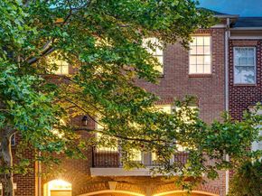 104 Herndon Mills Circle, Herndon VA 20170