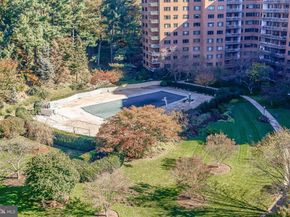 4201 Cathedral Avenue NW 212E, Washington DC 20016