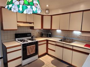 11920 Alberta Drive, Philadelphia PA 19154