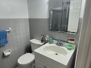 11920 Alberta Drive, Philadelphia PA 19154