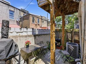 531 Greenwich Street, Philadelphia PA 19147