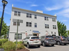 151 E Prince George Street, Bensalem PA 19020